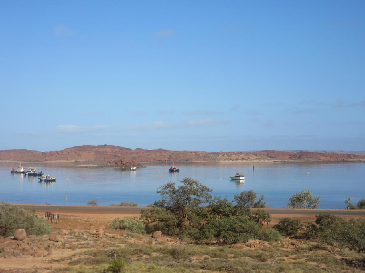 Dampier Mermaid Hotel Karratha Экстерьер фото