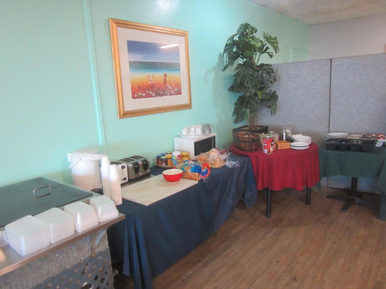 Dampier Mermaid Hotel Karratha Экстерьер фото